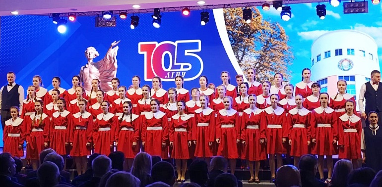 Луганские союзницы приняли участие в торжествах в честь юбилея ЛПУ