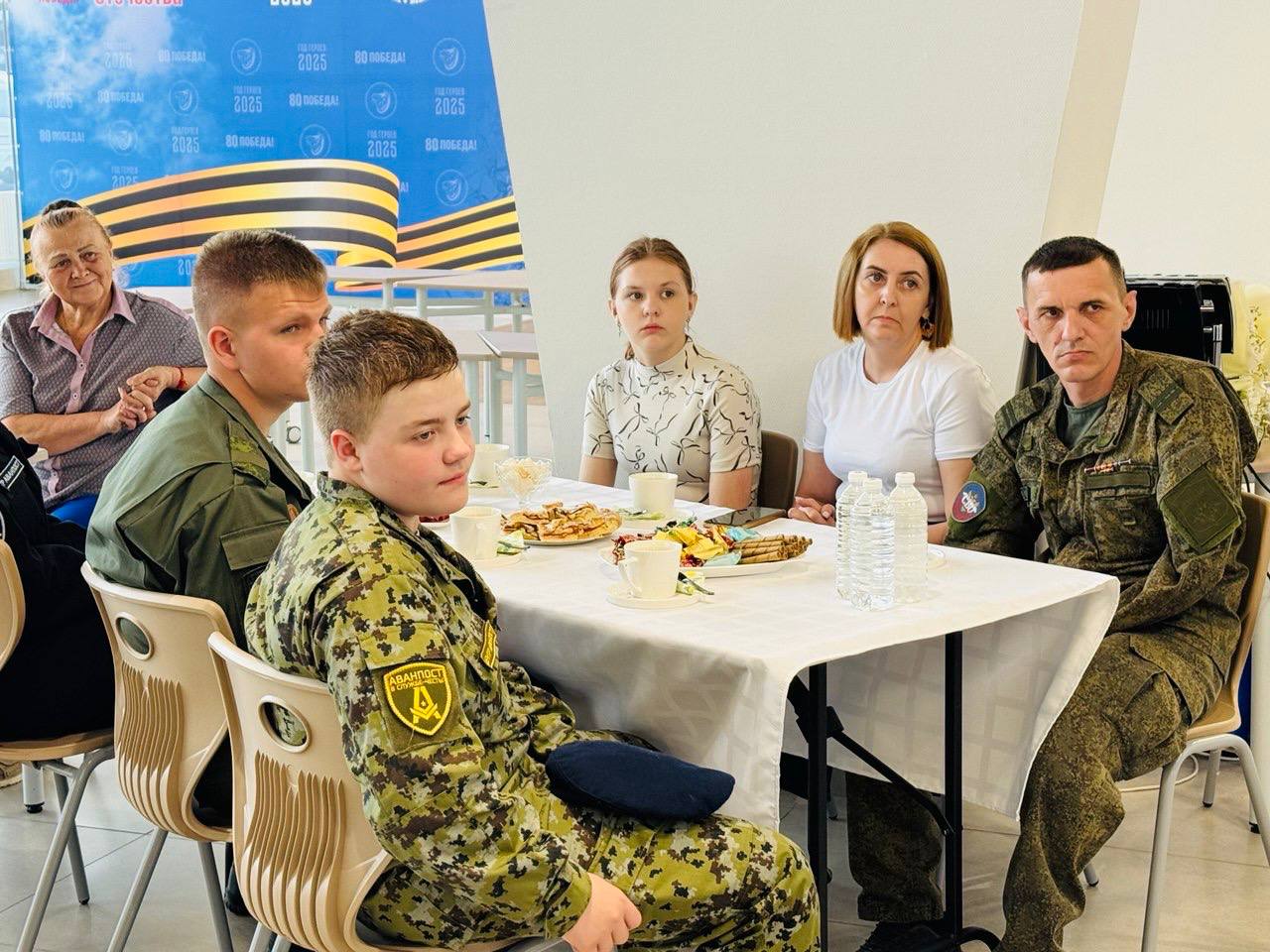image_0 image_0