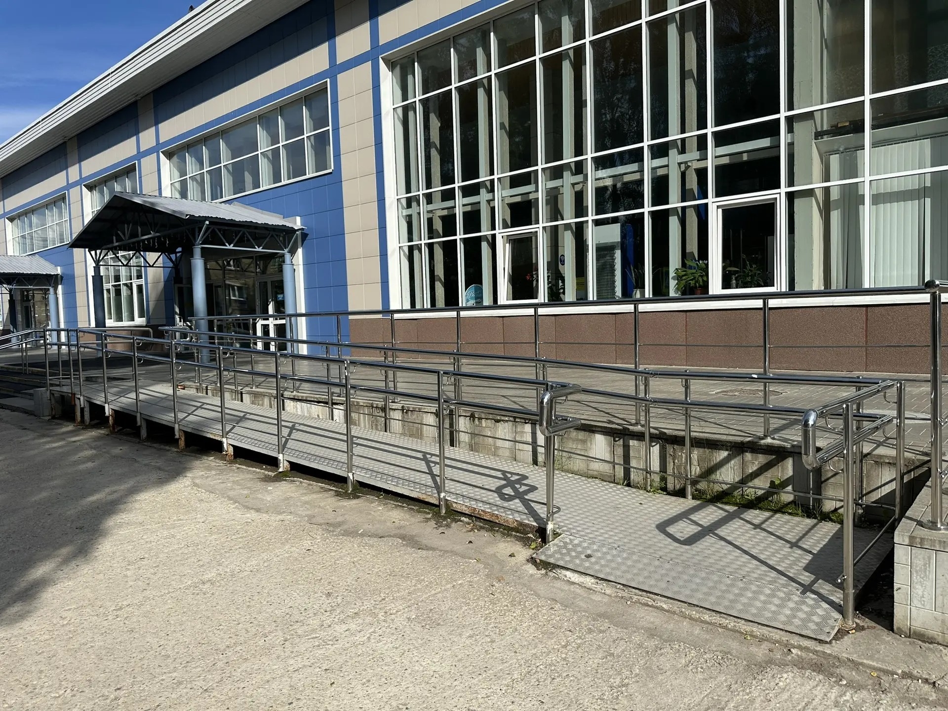 image_0