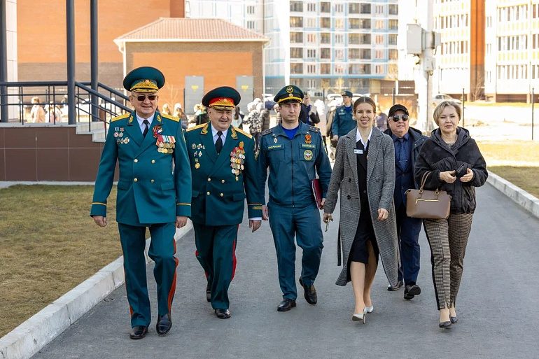 image_0