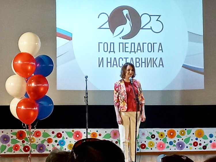 image_0 image_0