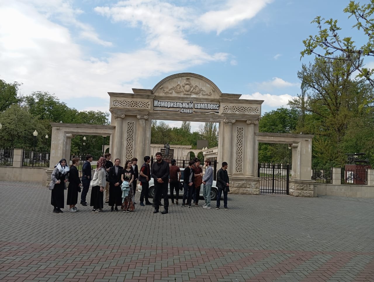 image_0