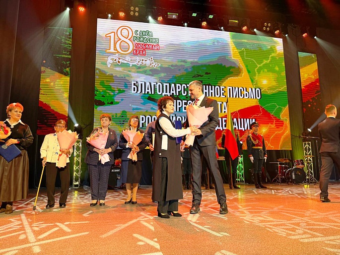 Забайкальские подруги получили награды в День рождения родного края