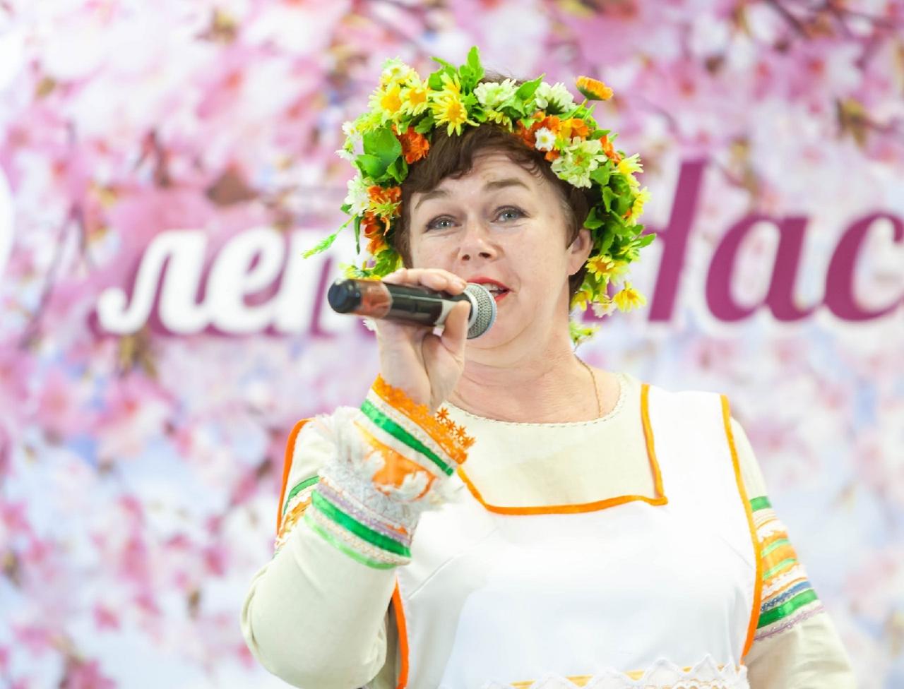 Женщина хозяйка на селе. Белгородский областной конкурс хозяйка на селе. 13 Октября Ярославский Союз женщин хозяйка.