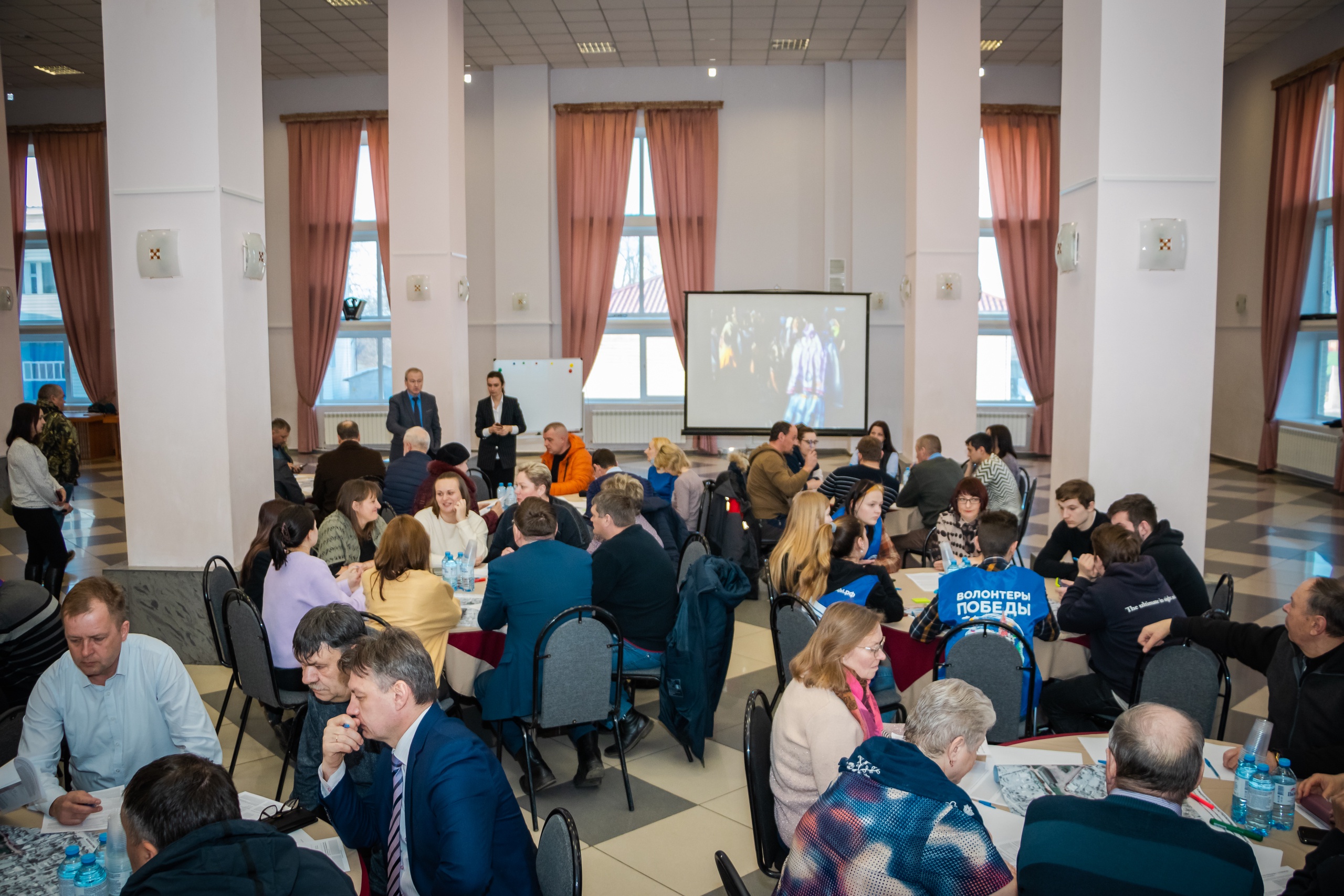 Дела городские. Обсуждение проекта. Примет участие в обсуждении.