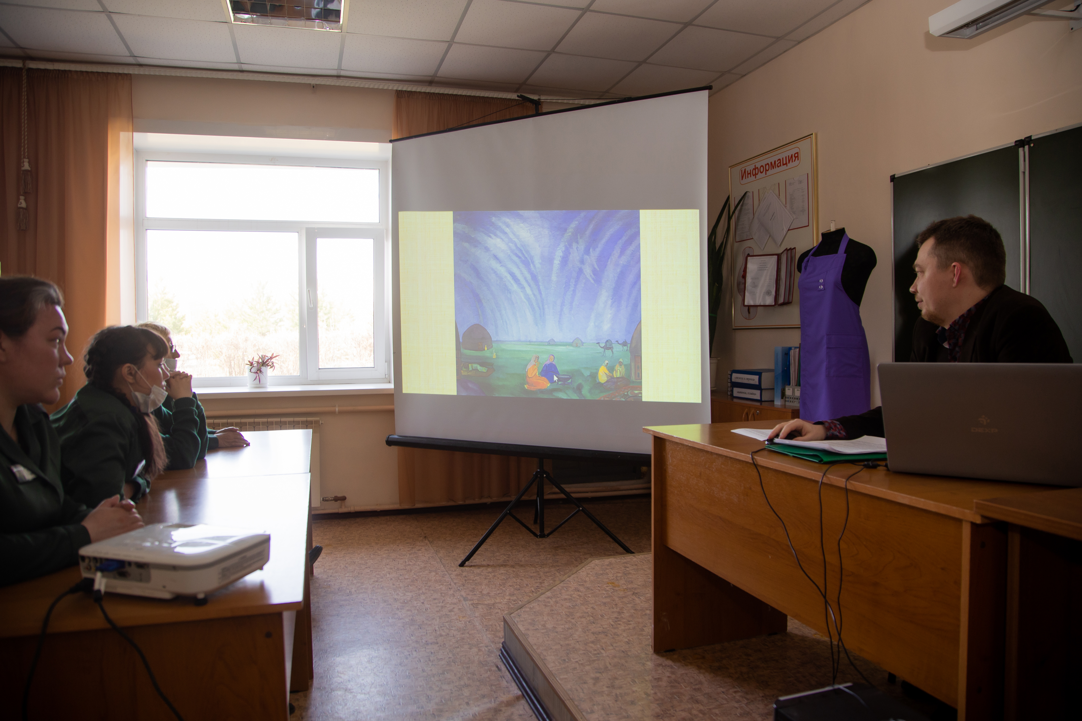 image_0 image_0