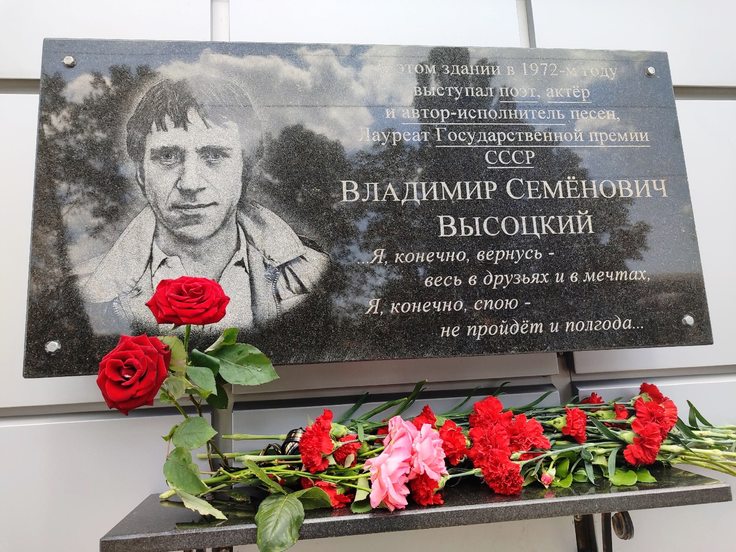 image_0 image_0