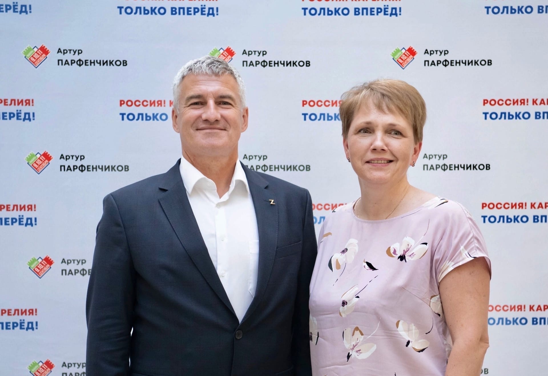 image_0 image_0