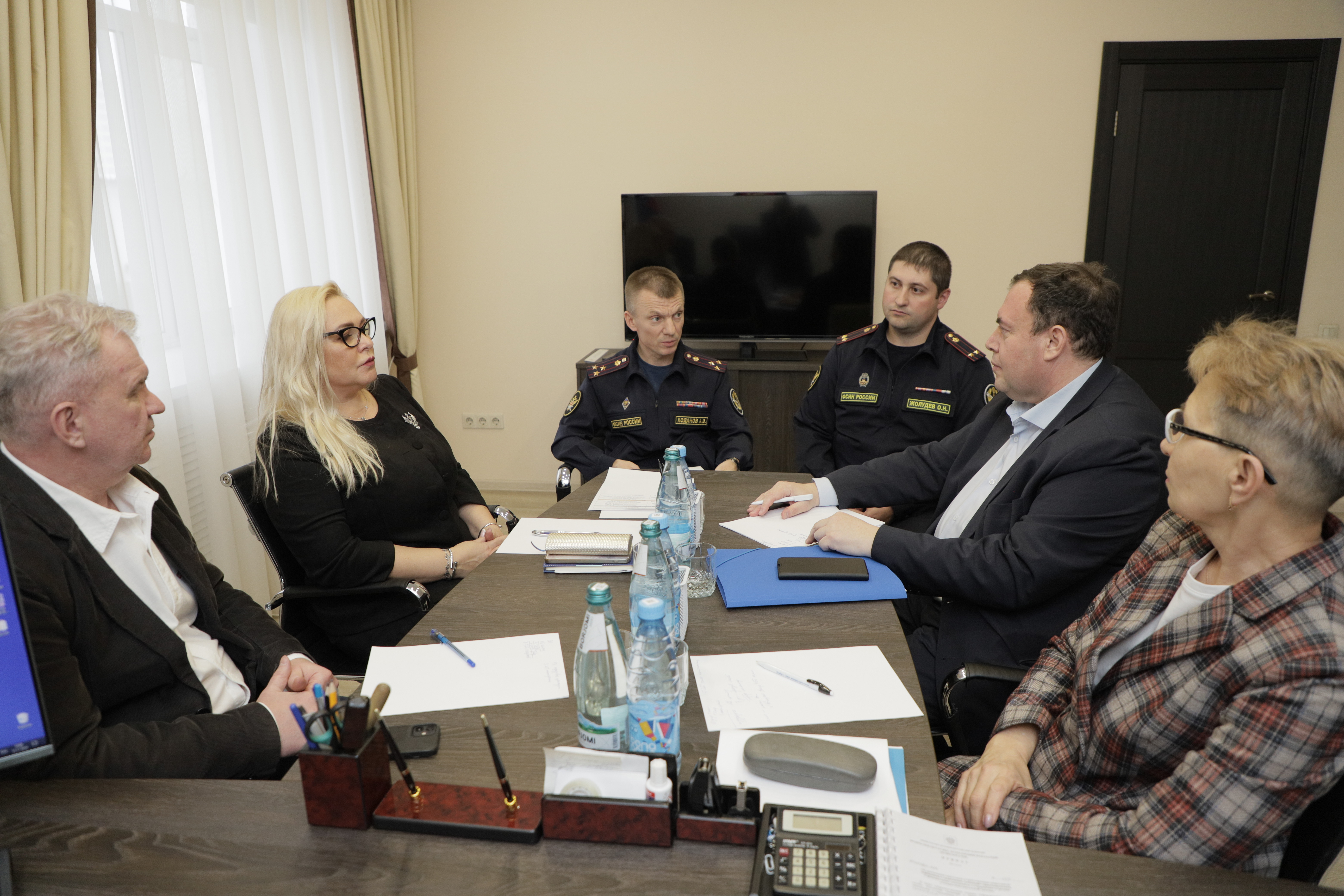 image_0