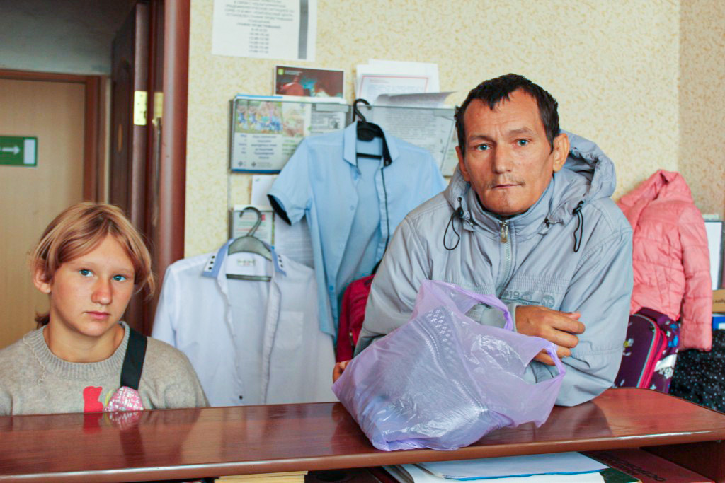 image_0 image_0