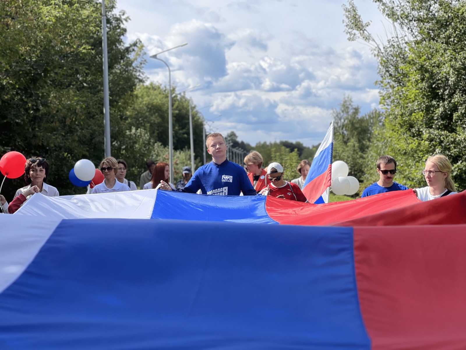 Огромный член в огромный зад - смотреть онлайн секс роликов