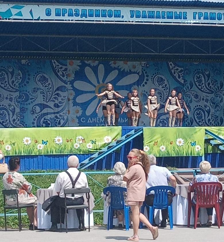 image_0