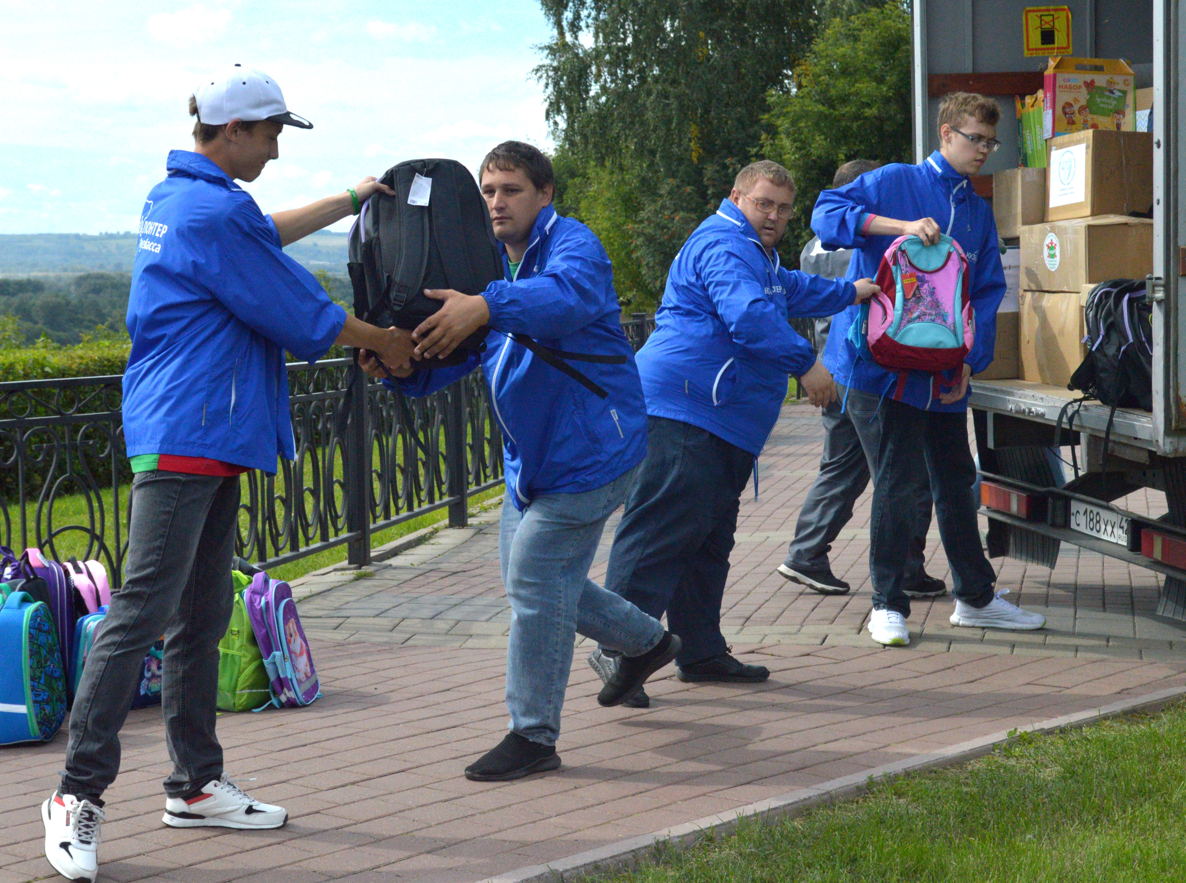 image_0 image_0