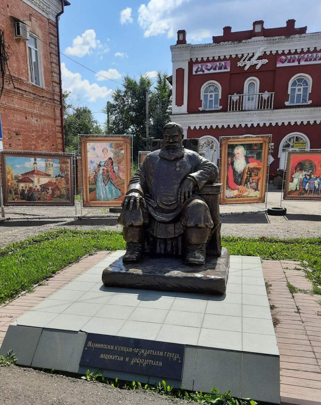 image_0 image_0