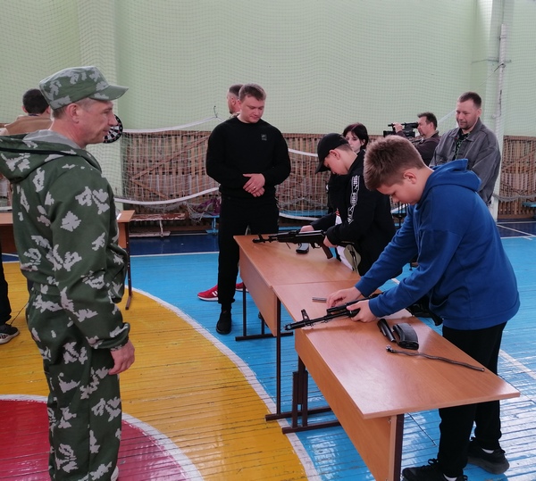 image_0 image_0