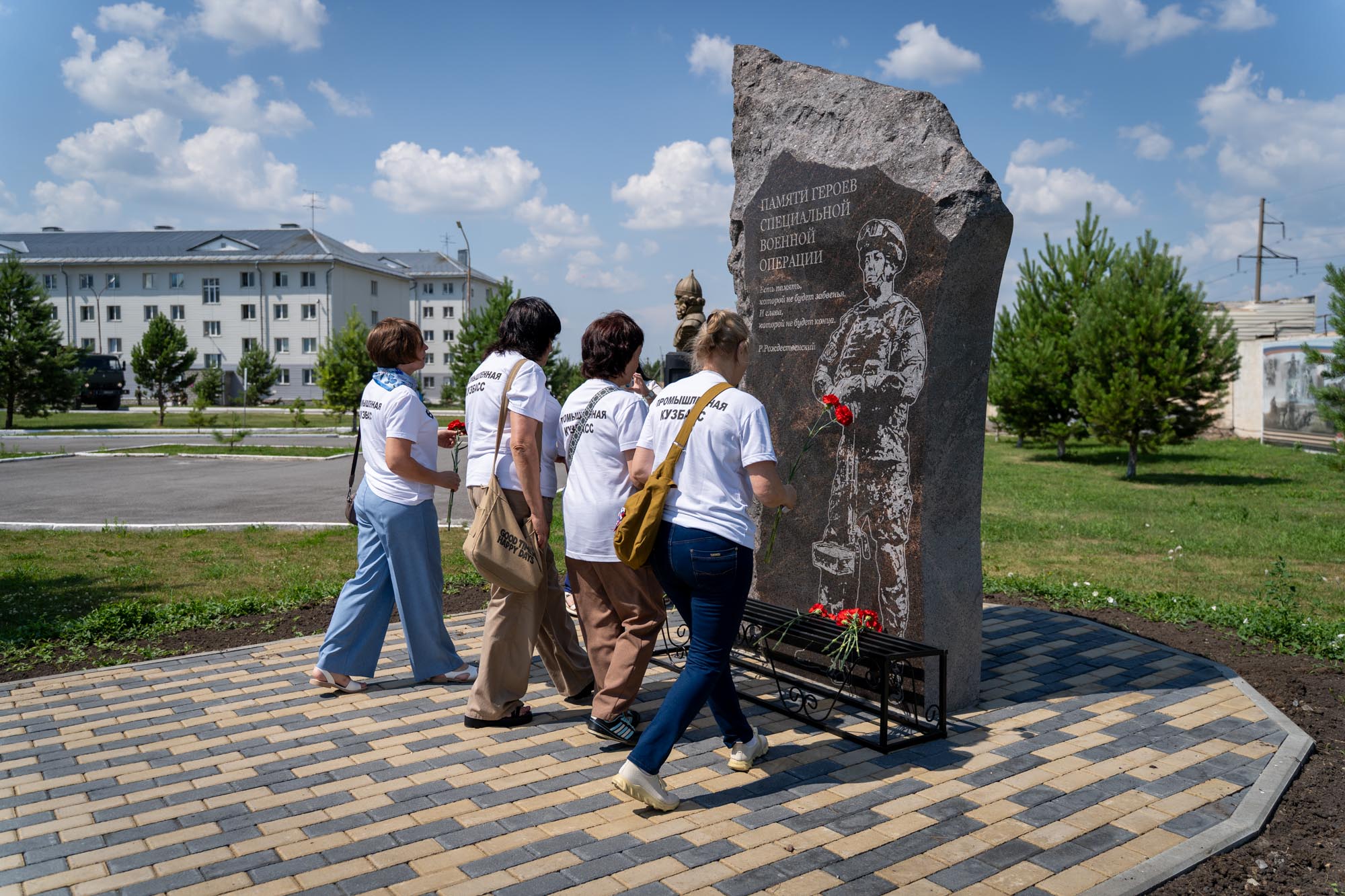 image_0