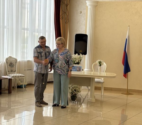 image_0 image_0