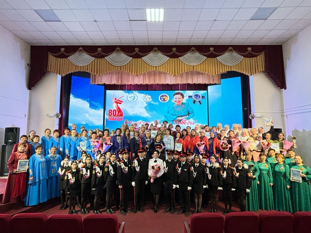 Посла культуры СЖР наградили Благодарственным письмом Союза женщин России