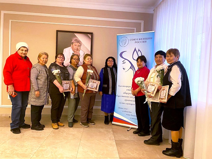 В Элисте по инициативе регионального отделения СЖР прошел благотворительный концерт