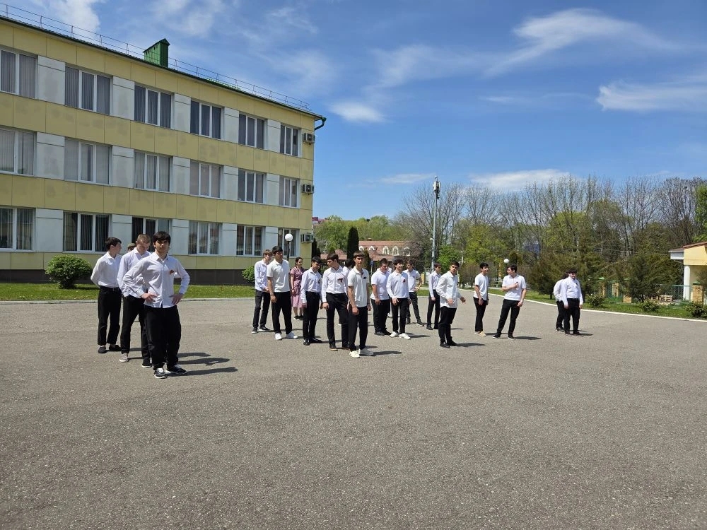 image_0