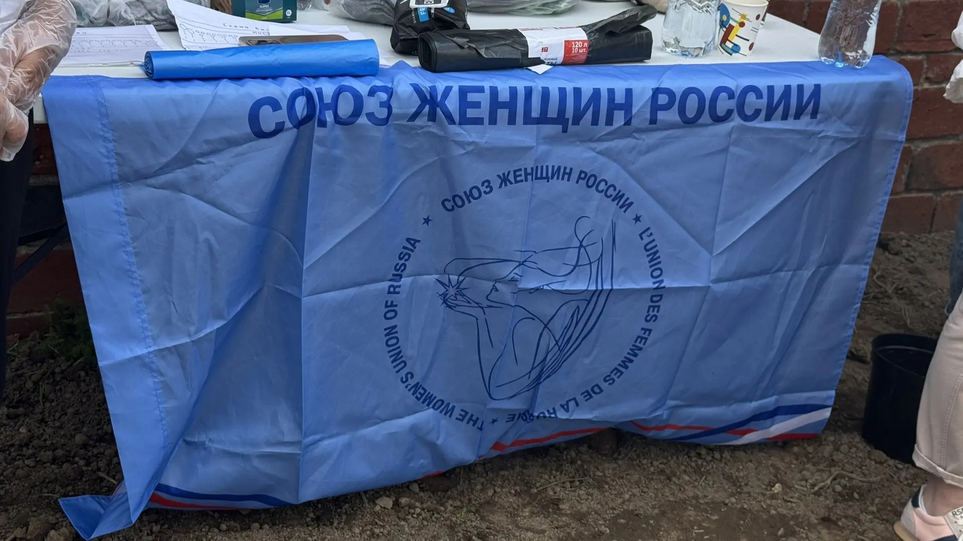 image_0