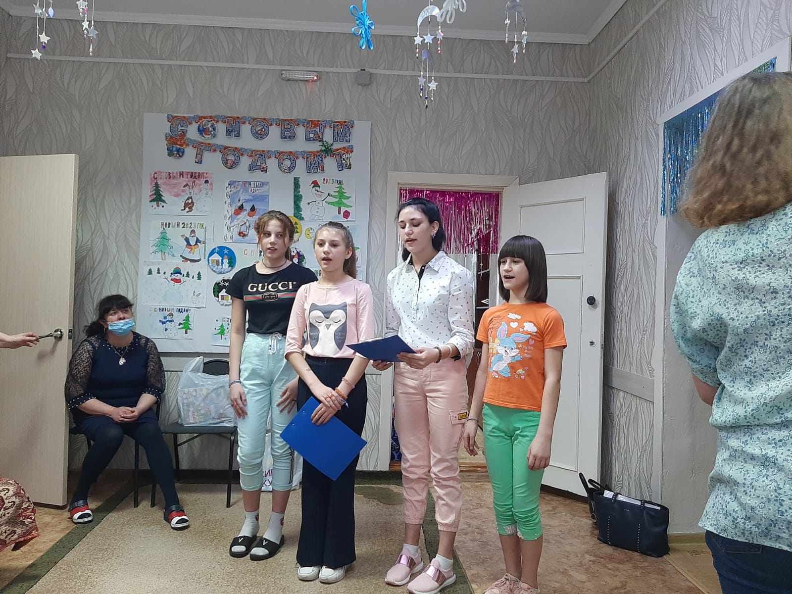 image_0 image_0