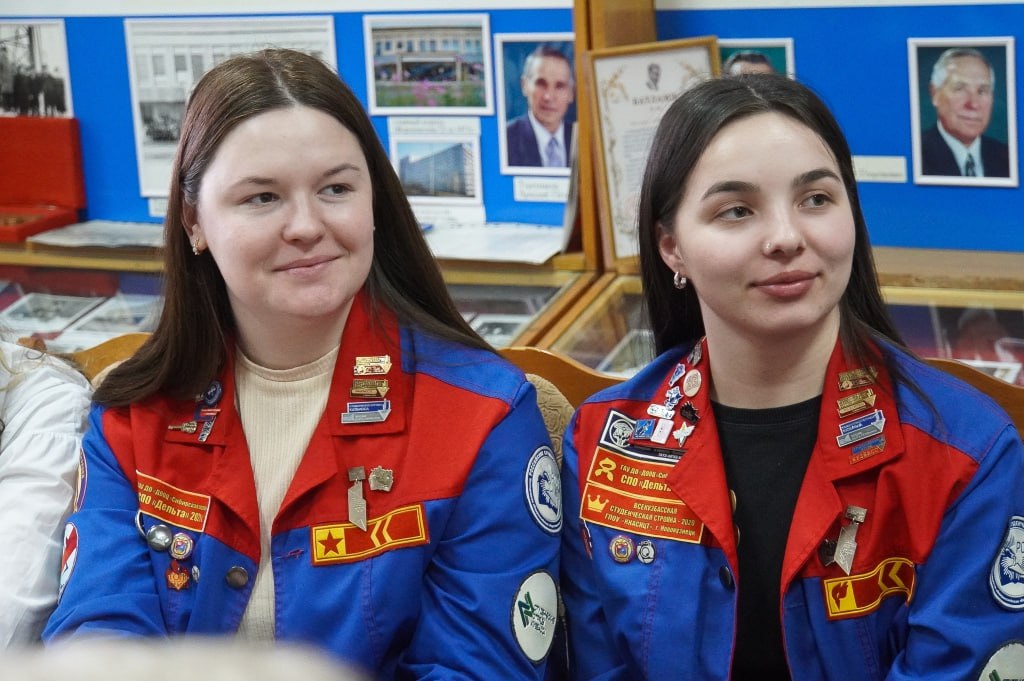 image_0 image_0