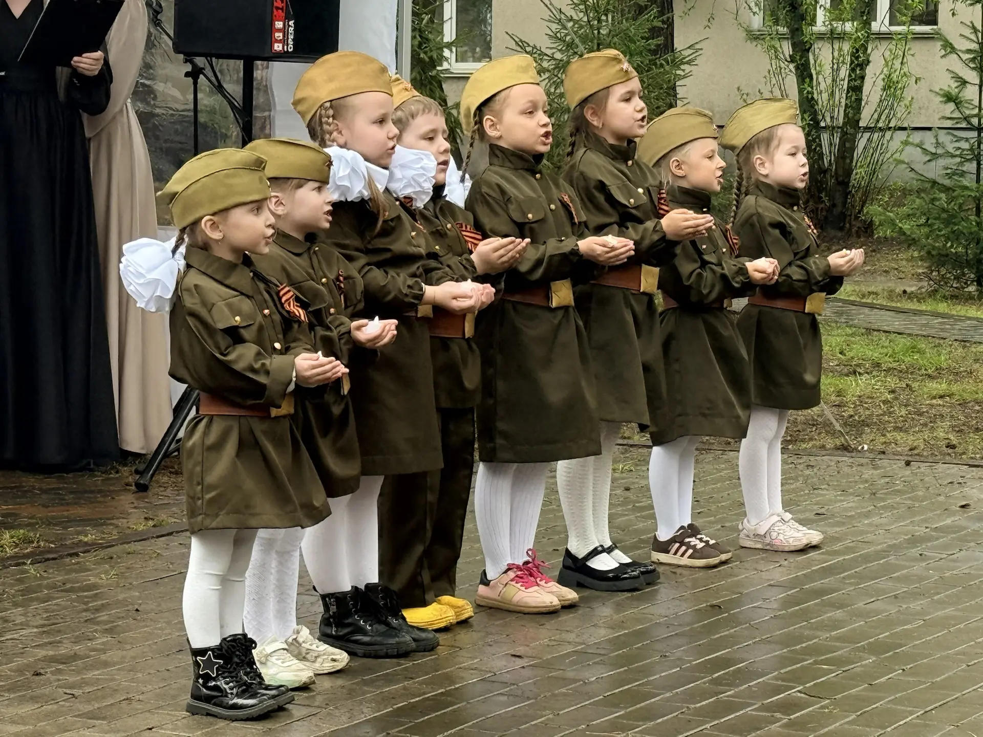 image_0