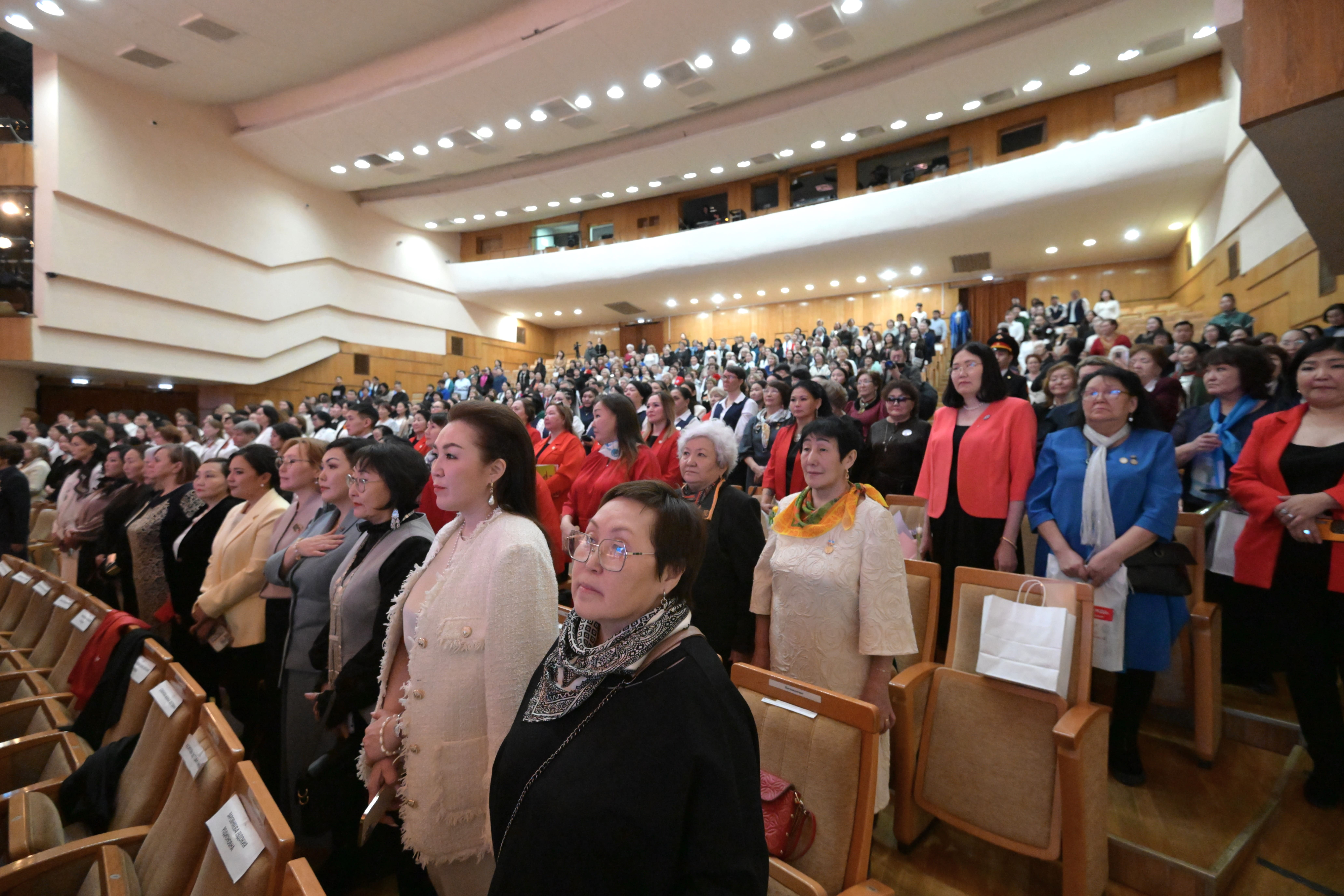 image_0