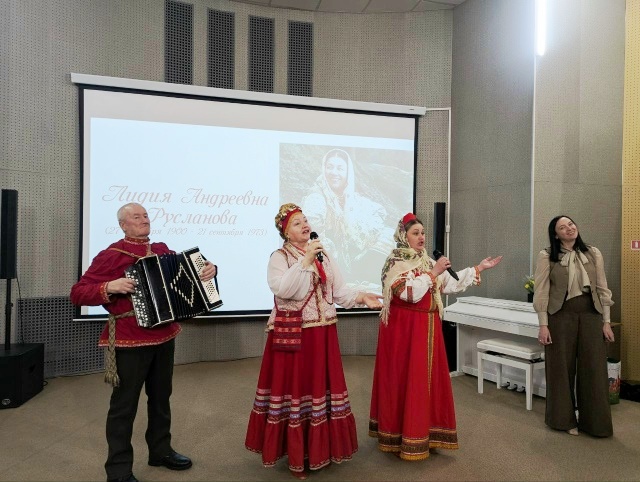 На праздник – с песней! Союзницы Жуковского женсовета приняли участие в праздничном концерте