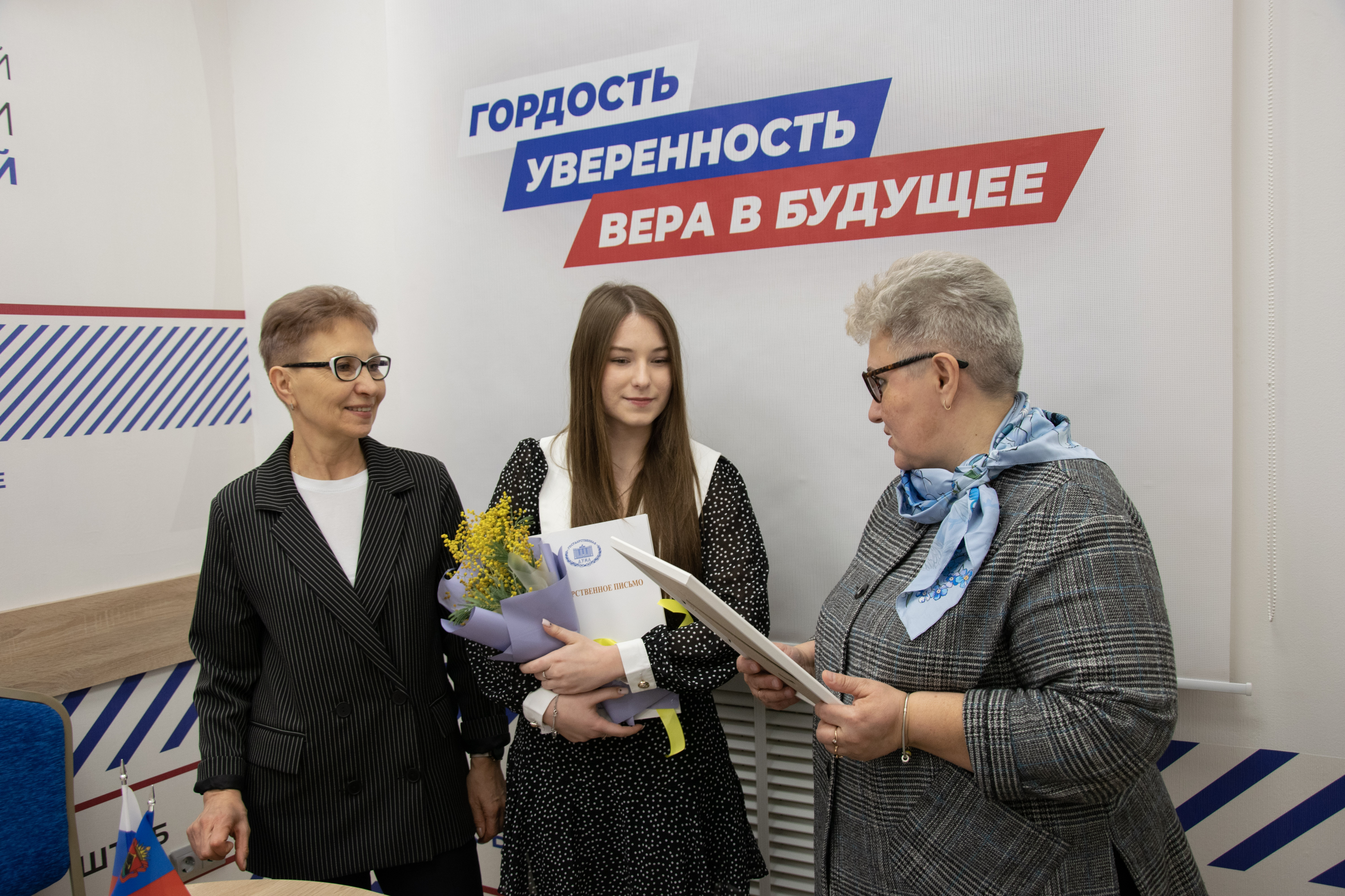 image_0 image_0