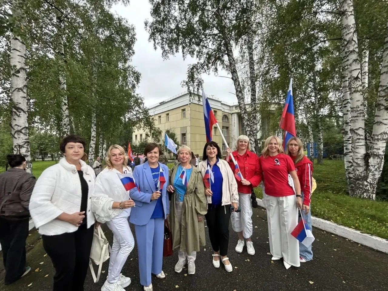 image_0