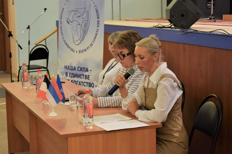 image_0 image_0