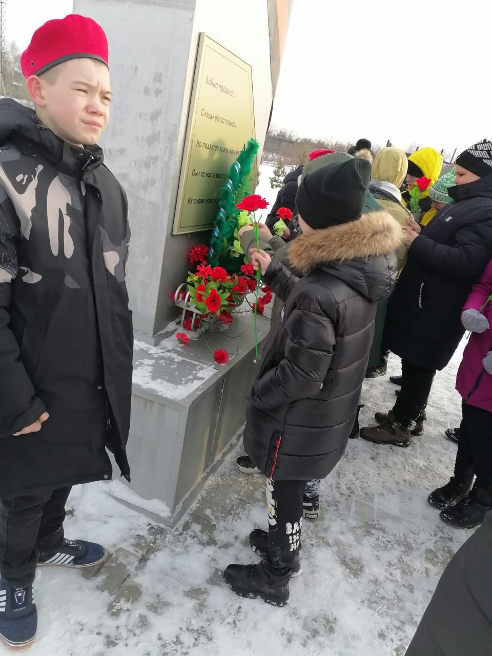 image_0 image_0