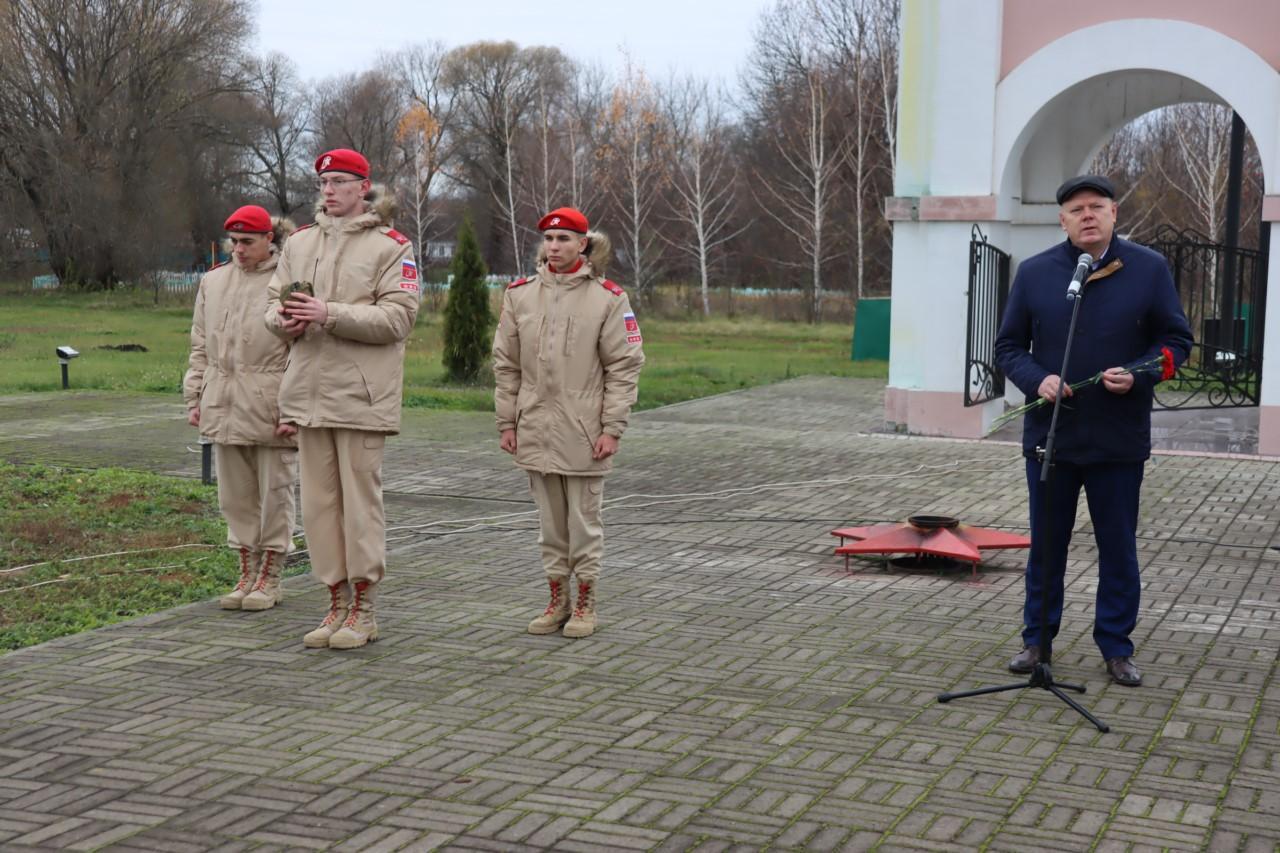 В школе села Вторые Тербуны состоялось открытие Парты Героя