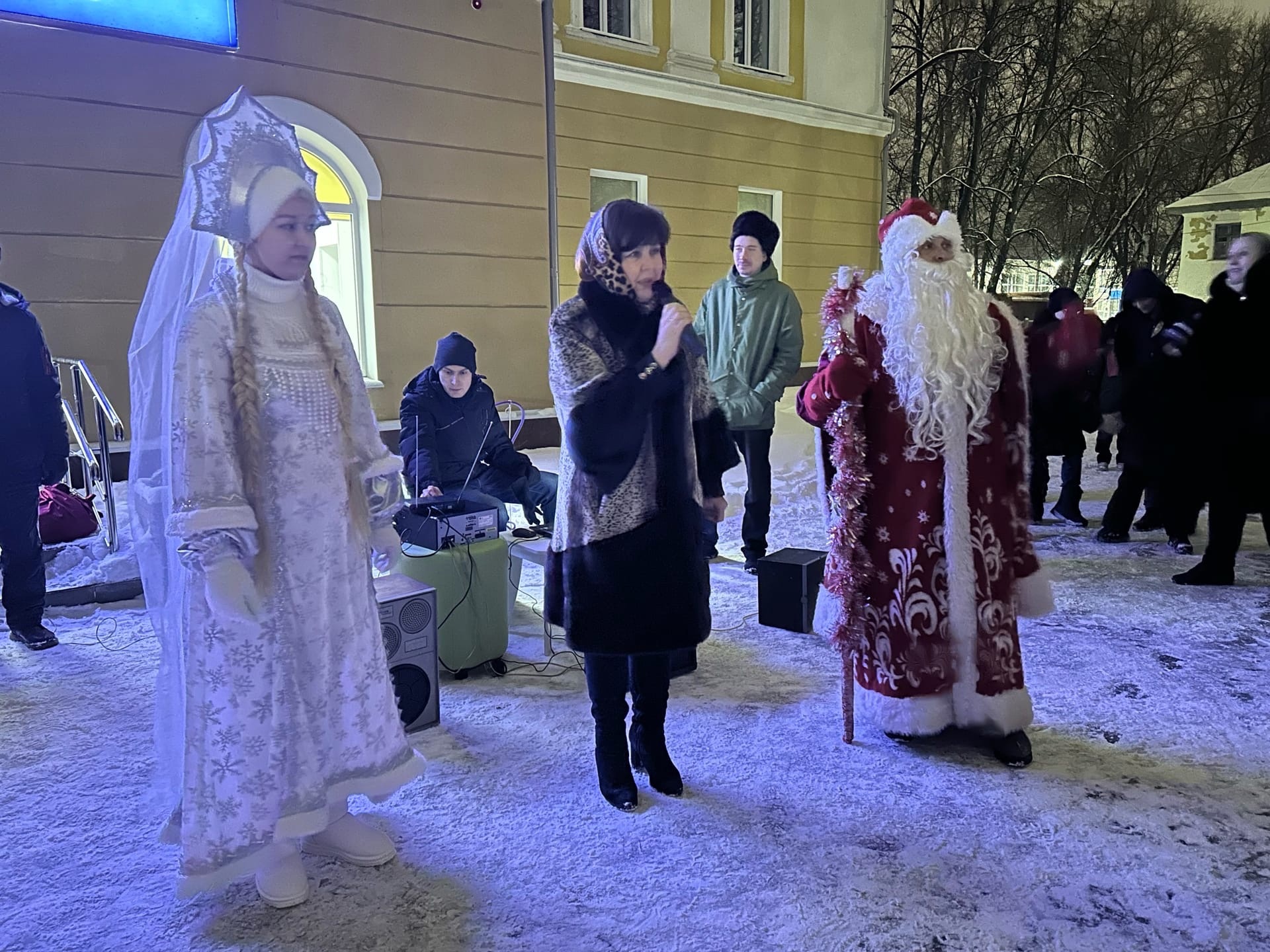 image_0 image_0