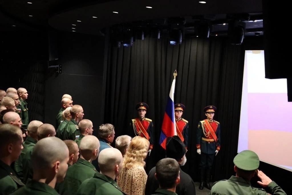 image_0 image_0