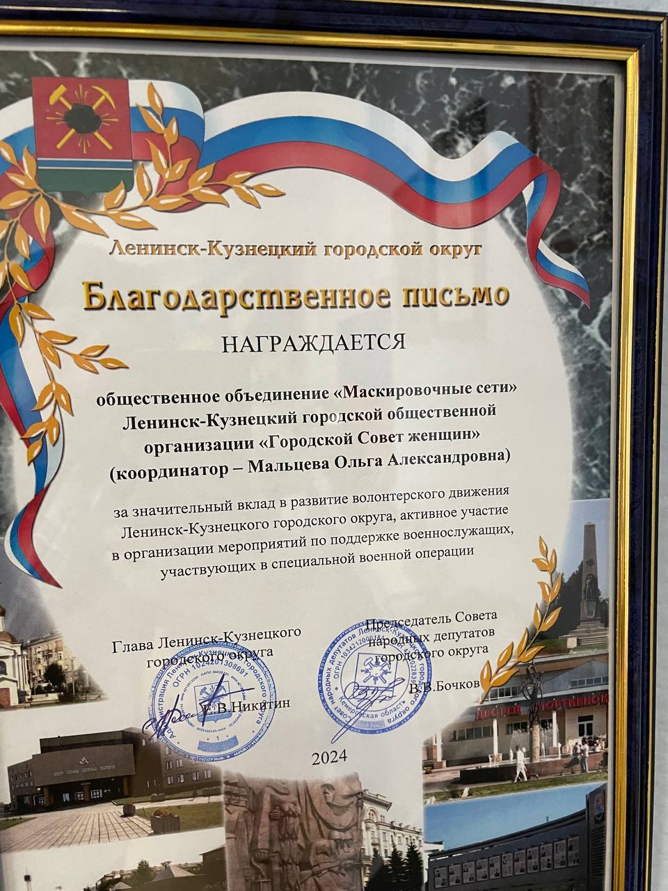 image_0 image_0