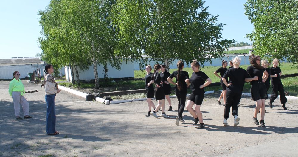 image_0