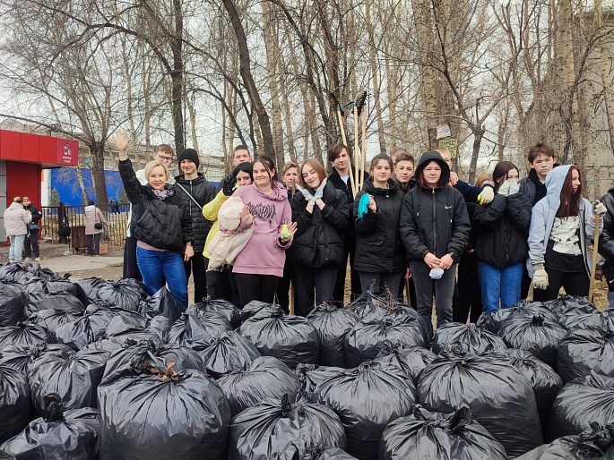 В Абакане активистки женсовета организовали субботник