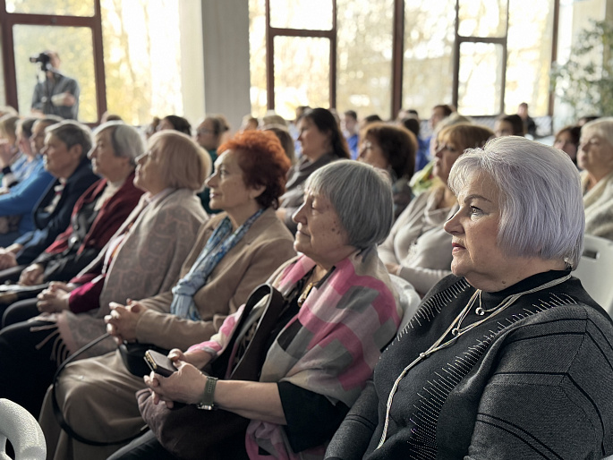 Смолянки подготовили поэтическое видеопоздравление участникам СВО