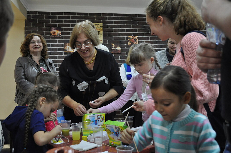 Поздравления с Днем учителя от экспертов проекта «Театр + школа: точка роста Владимирская область»