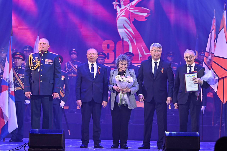 Активистки РО СЖР приняли участие в торжественном собрании общественности в честь 80-летия Победы