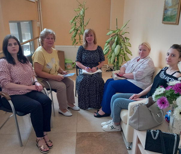 Представители Молодежного звена Новомосковского женсовета рассказали о своей работе