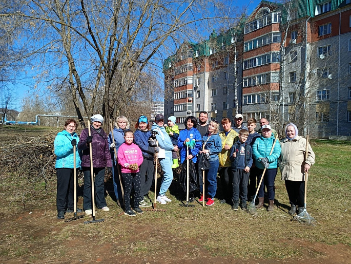 Кировские женщины - за чистый город!