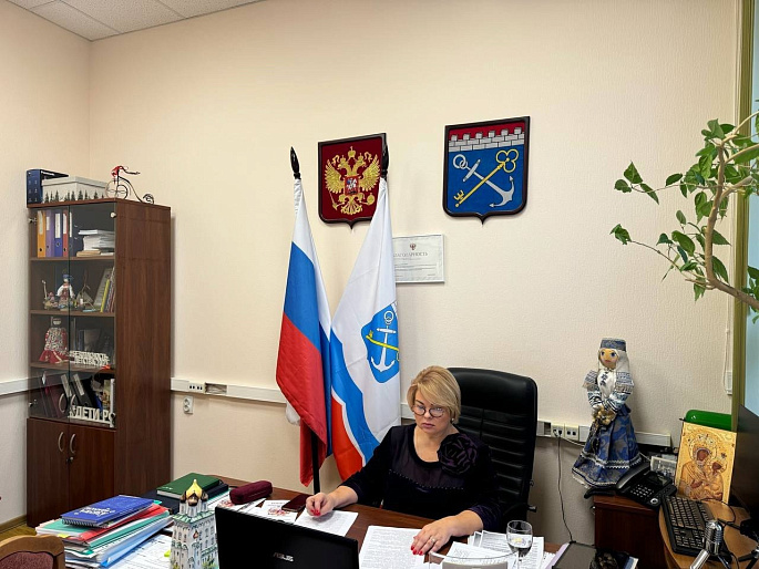 Новые инициативы для поддержки семей озвучены на стратегической сессии СЖР