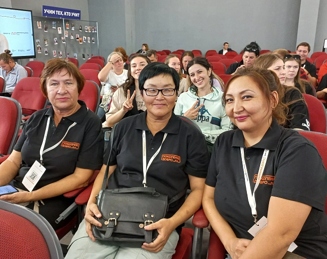 Калмыцкие подруги - участники форума добровольцев