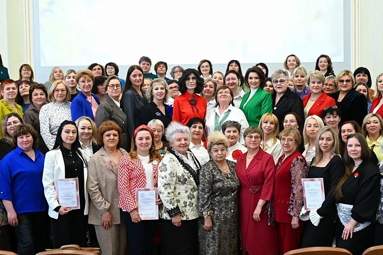 На отчетной конференции Союза женщин Челябинской области подвели итоги и поделились планами