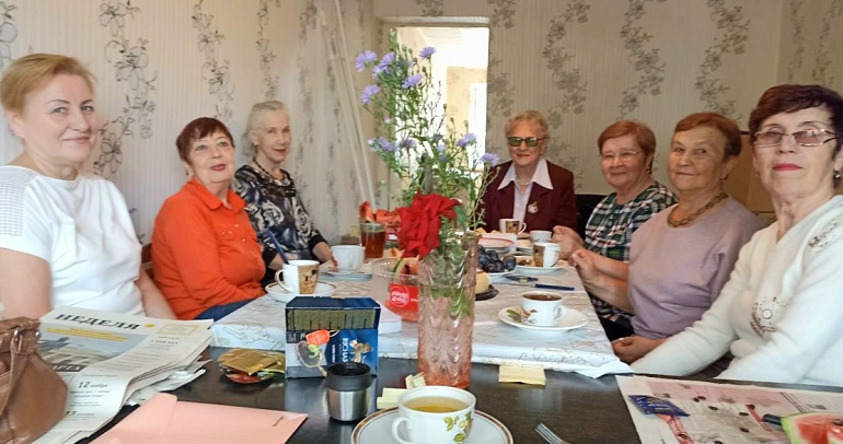 Месячник пожилого человека пермских активисток