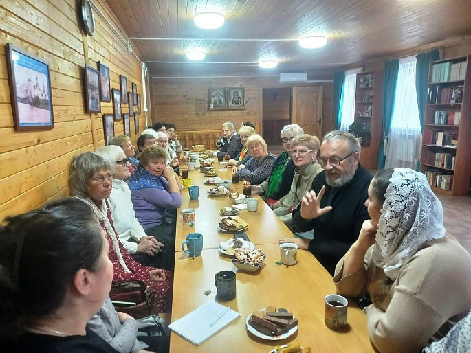 «Дорога к храму»: разговор о вере и современных вызовах прошёл в Калязине